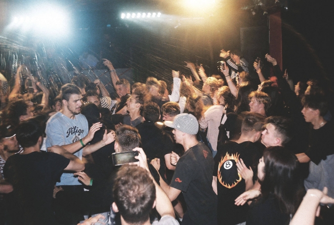 5 Samey Dalyb Haha crew Ostrava Barrák